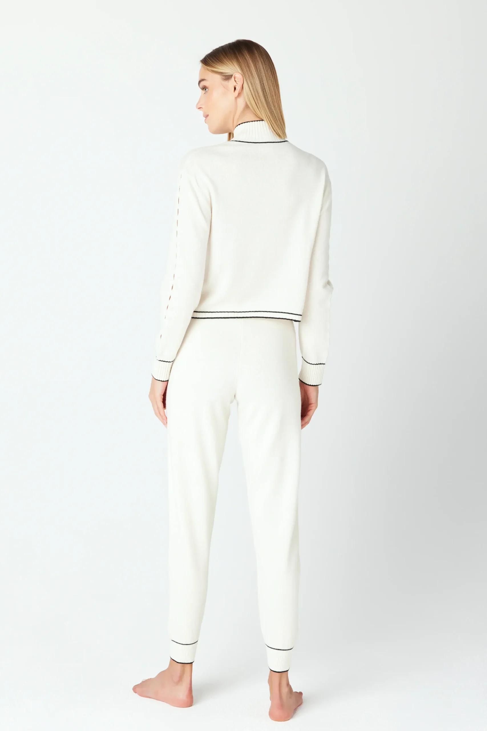GIGI C Lounge|Alice Jogger Ivory