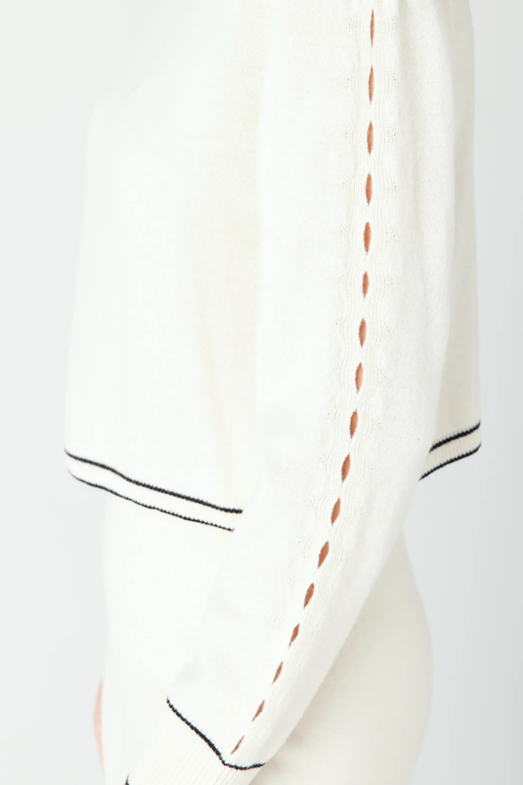 GIGI C Lounge|Jacqueline Pullover Ivory